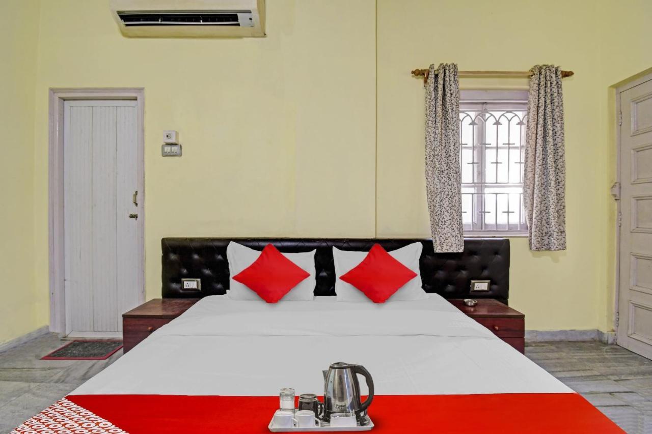 Hotel O R A Homestay Near Acropolis Mall Calcutta Exterior foto