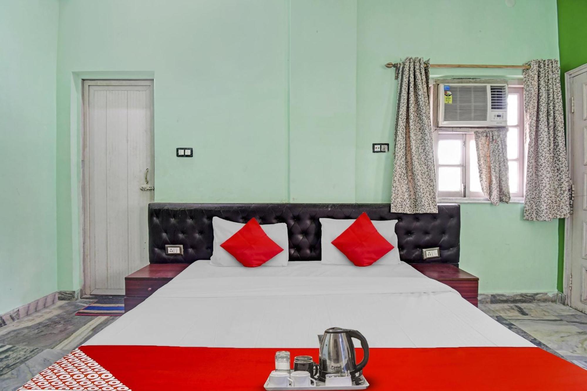 Hotel O R A Homestay Near Acropolis Mall Calcutta Exterior foto