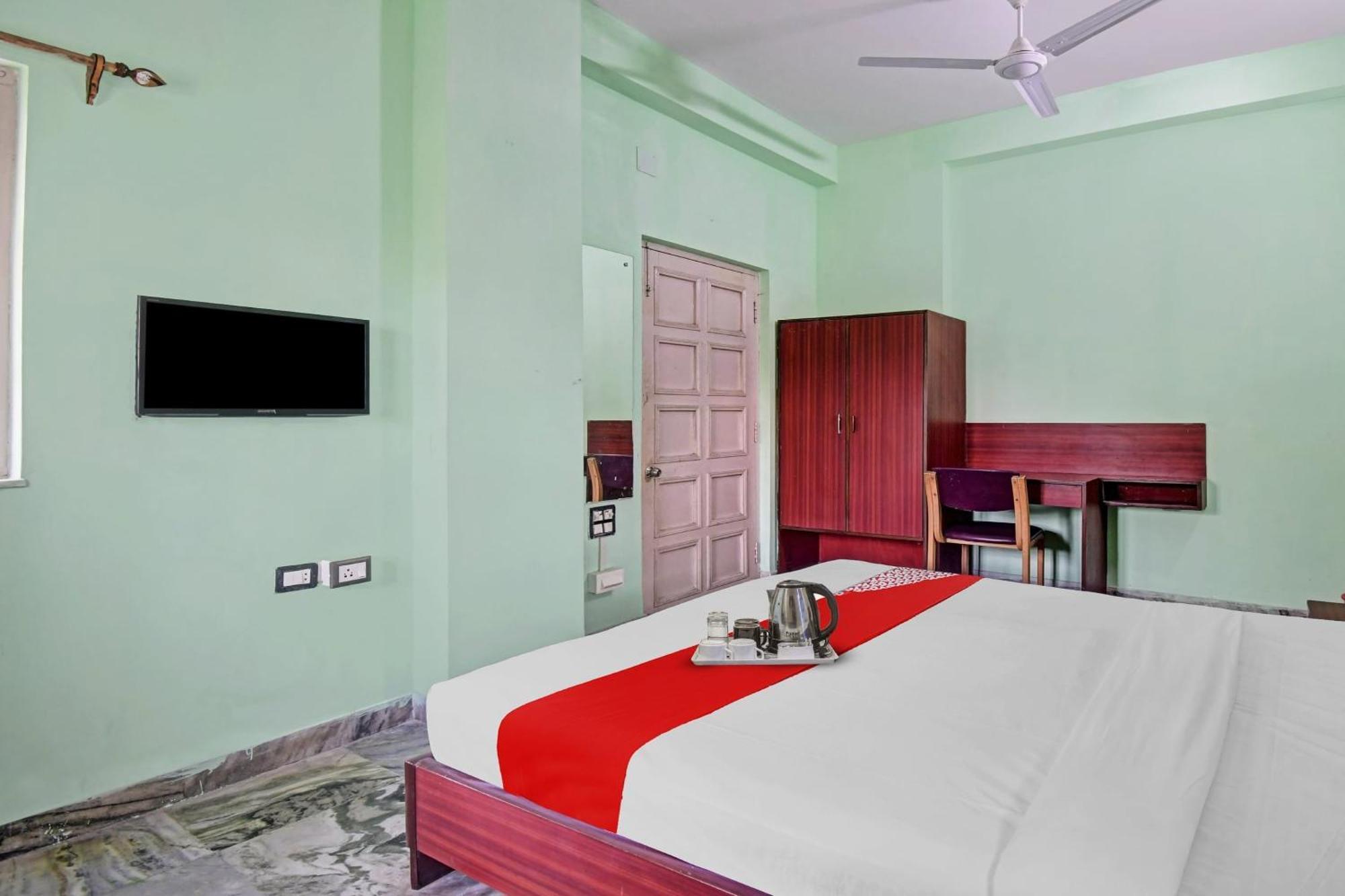 Hotel O R A Homestay Near Acropolis Mall Calcutta Exterior foto